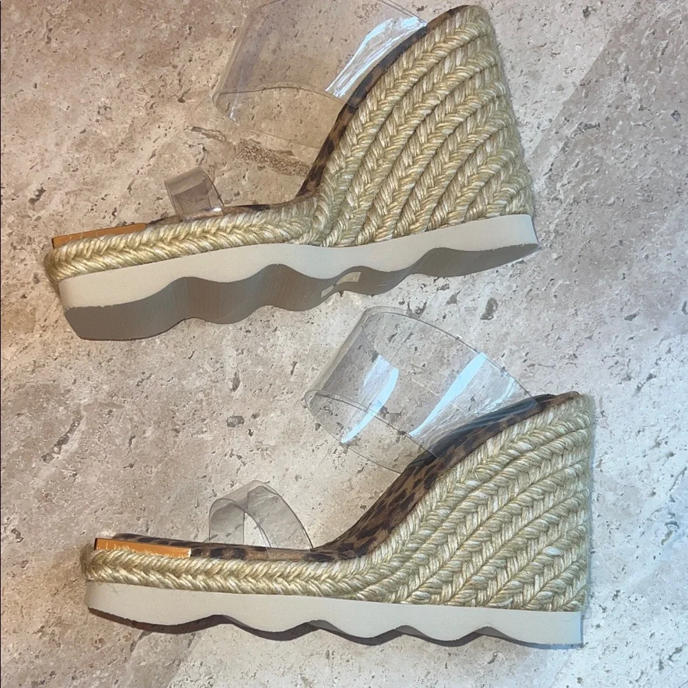Good American Clear Strap Leopard Gold Trim Raffia Wedges 8.5 - Picture 3 of 5